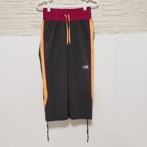 The North Face Gray Fuschia Orange Capri S/P